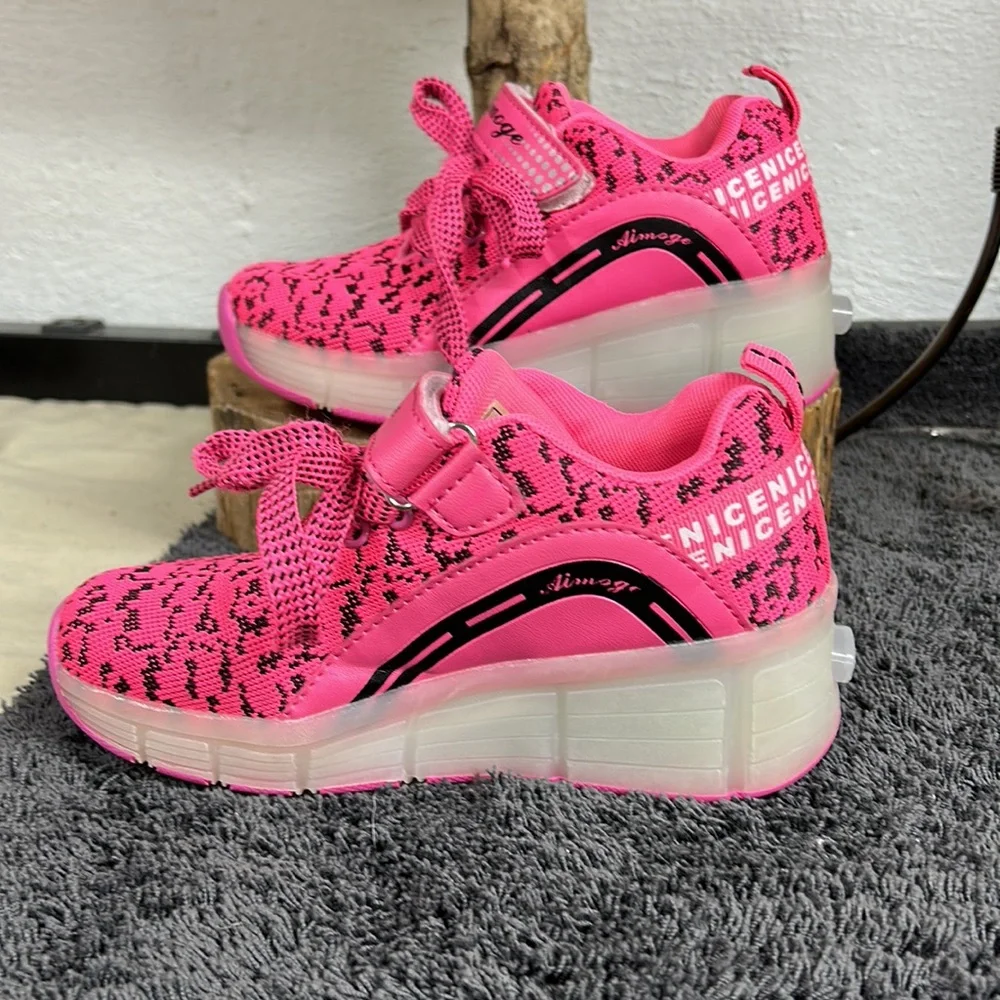 Aimoge girls tennis‎ with retractable rollers in heels size32 (size 1)